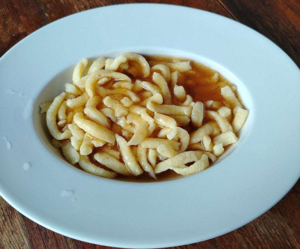 Spätzle mit Soße