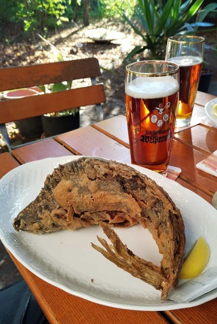 Karpfen und Weißenoher Bier